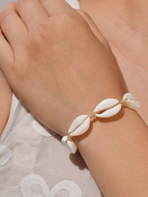 Seashell bracelet